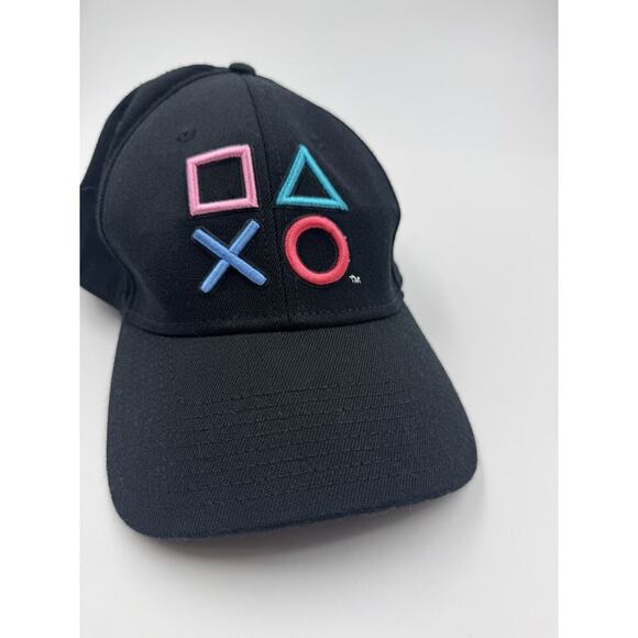 PlayStation Other - Sony‎ PlayStation Embroidered Button Controller Snapback Black Hat excellent!